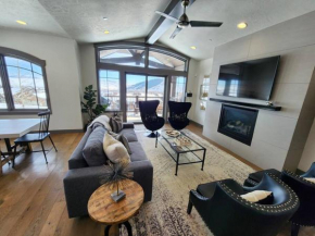 Now Booking! The Best Views on Fairway Mountain